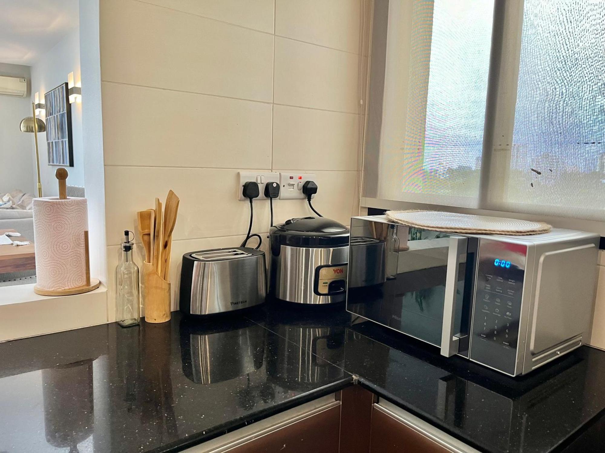 Coastalhome 75Inch Tv 5Min Drive To The City & Beach 다르에스살람 외부 사진