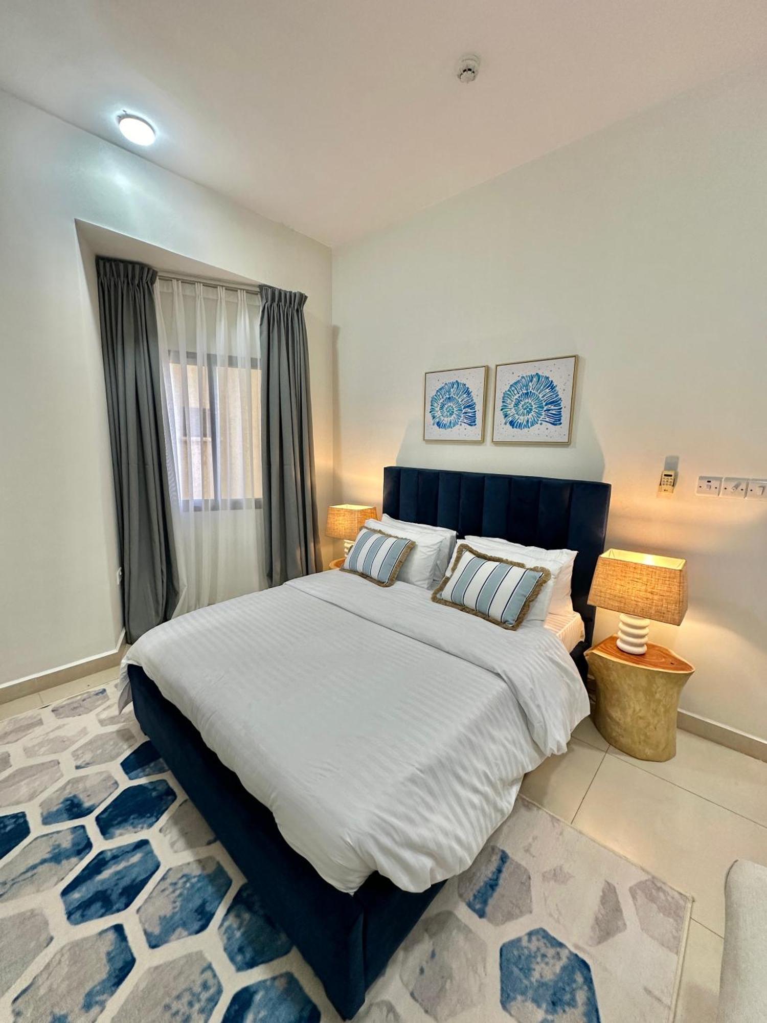 Coastalhome 75Inch Tv 5Min Drive To The City & Beach 다르에스살람 외부 사진