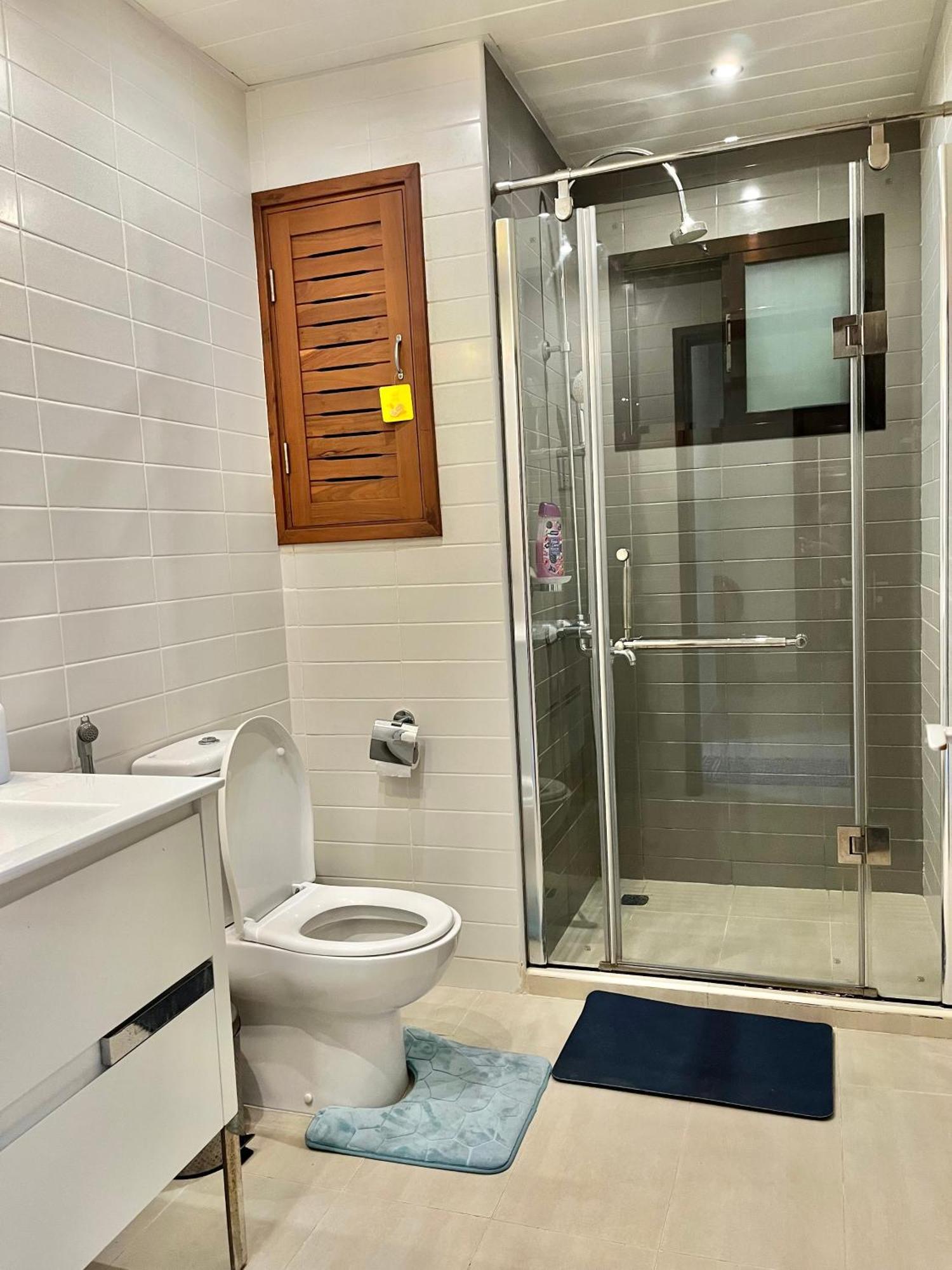 Coastalhome 75Inch Tv 5Min Drive To The City & Beach 다르에스살람 외부 사진